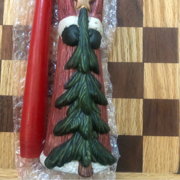 Hand Painted set of 2qty -8” Ceramic Santa Candle holders - lovely little detail - Picture 11 of 16